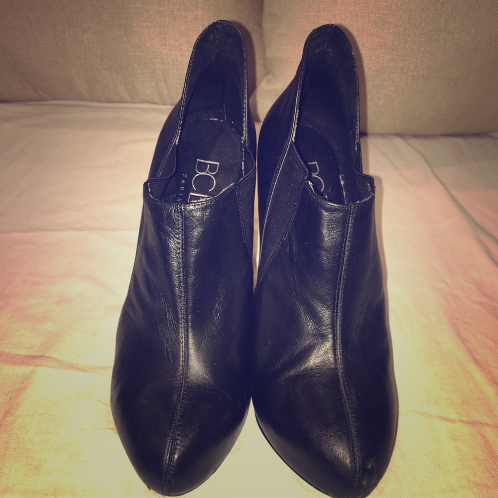BCBG Black booties